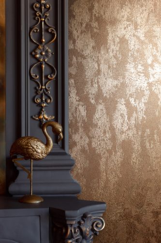 Bronz színű fémes, enyhén antikolt modern vinyl tapéta