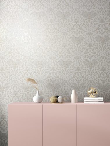 Romantikus inda és virág mintás klasszikus vintage dekor tapéta törtfehér alapon bézs