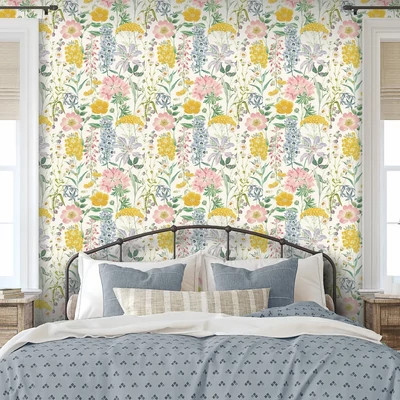   Színes, bohém stíusú tapéta a tavaszi rét virágaival