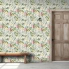 Nárcisz, árvácska, csillagjázmin, tátika virágos bohém tapéta színpompás pillangókkal és méhekkel