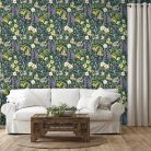  Nárcisz, árvácska, csillagjázmin, tátika virágos bohém tapéta színpompás pillangókkal és méhekkel