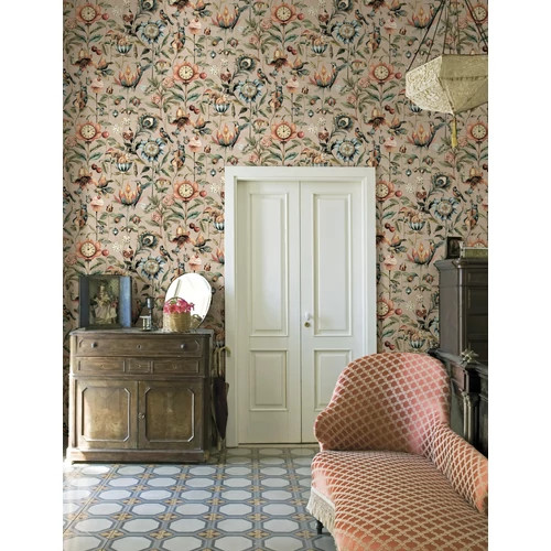 Bohém hangulatú mókus, béka, katicabogár, pillangó, kolibri, gomba, óra, cupcake, muffin, nyalóka, iránytű, hangszer, cseresznye, egér, dobókocka, tücsök, hal, kulcs, pávatoll mintás vidám tapéta rózsaszín alapon