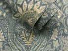 Kék virág és levél motívumos vintage stílusú klasszikus mintájú üveggyöngy felületű luxus vlies dekor tapéta
